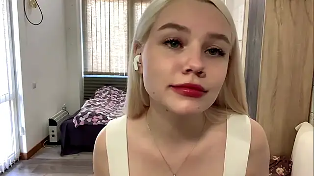 MistikMinx online show from 11.27.25