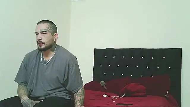 ARIA AND NICK online show from 02.01.26