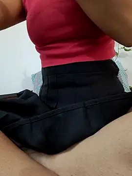 Snapshot of Sexolinaa chatting on 05.17.26 Sexolinaa online show from 05.17.26