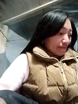 Snapshot of Phayphay2k chatting on 11.30.25 Phayphay2k online show from 11.30.25