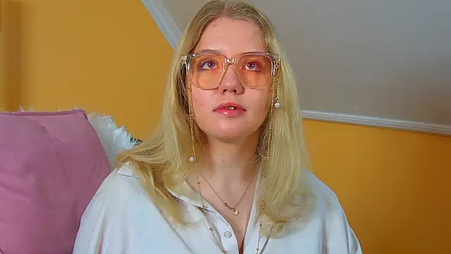 EmilyEvanse online show from 02.24.26