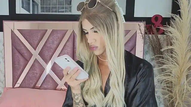 megan lenon online show from 01.31.26