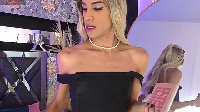 megan lenon online show from 05.11.26