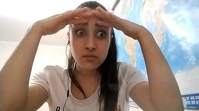 Snapshot of LexusLady chatting on 12.03.25 LexusLady online show from 12.03.25