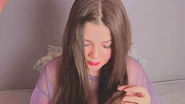 Snapshot of amyvans_ chatting on 08.04.26 amyvans online show from 08.04.26