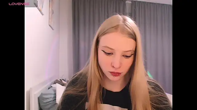  Milana Sparkl75  online show from 11.29.25