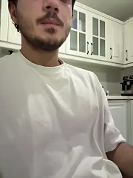 Snapshot of Bigefe chatting on 02.04.26 Bigefe online show from 02.04.26