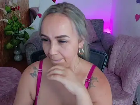 Aunty milf online show from 02.05.26