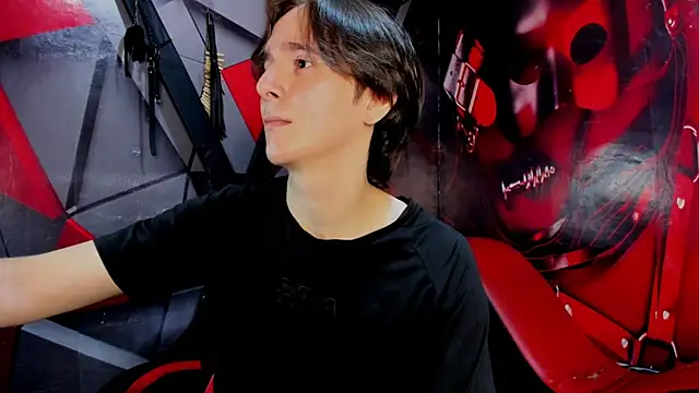 Snapshot of Aaron_LatinMen2 chatting on 11.29.25 Aaron LatinMen2 online show from 11.29.25