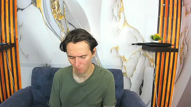 Snapshot of Aaron_LatinMen2 chatting on 11.30.25 Aaron LatinMen2 online show from 11.30.25