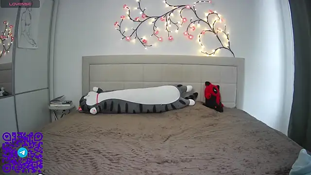 ArianeRandy online show from 04.13.26