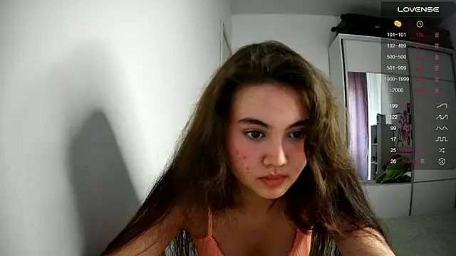 Snapshot of ArianeRandy chatting on 06.20.26 ArianeRandy online show from 06.20.26