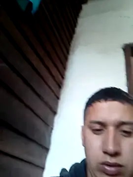 Snapshot of Alvarezz0202 chatting on 06.23.26 Alvarezz0202 online show from 06.23.26