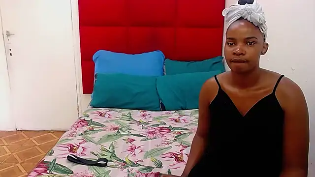 EMBER FOX online show from 02.05.26