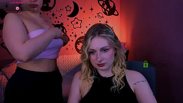 Snapshot of mary_meow_hot chatting on 06.04.26 mary meow hot online show from 06.04.26