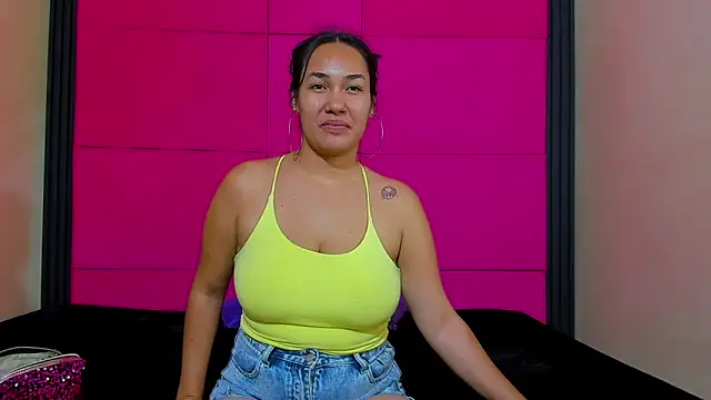 AzumiWalker online show from 02.21.26