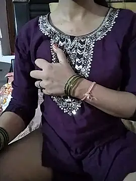 Snapshot of RASHMI_SHARMA9 chatting on 07.14.26 RASHMI SHARMA9 online show from 07.14.26