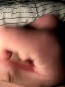 Snapshot of wasgeeehht chatting on 11.27.25 wasgeeehht online show from 11.27.25