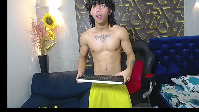 kim curlyy online show from 04.01.26