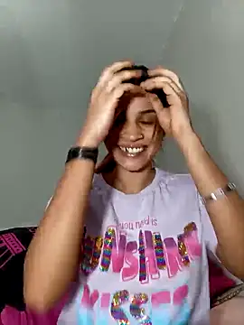 Snapshot of Miss-Perfection chatting on 04.27.26 Miss-Perfection online show from 04.27.26