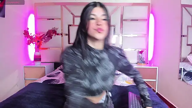 alexandra venuss online show from 03.30.26