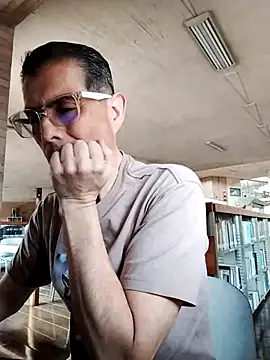 Fuegosutil online show from 12.05.25