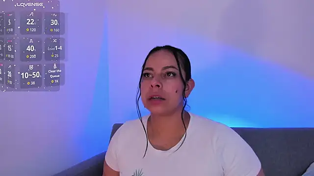 Snapshot of jimena_chic1 chatting on 04.30.26 jimena chic1 online show from 04.30.26