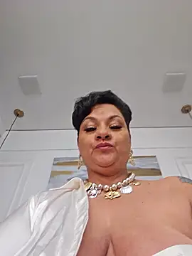 LILIANAJARAMILLO online show from 01.08.26