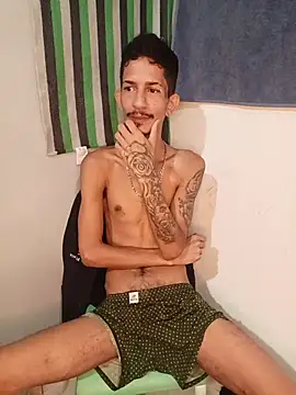 Snapshot of theyllorwillian chatting on 06.04.26 theyllorwillian online show from 06.04.26