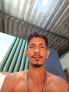 Snapshot of theyllorwillian chatting on 06.21.26 theyllorwillian online show from 06.21.26