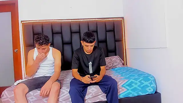 Crazy porkys online show from 04.14.26