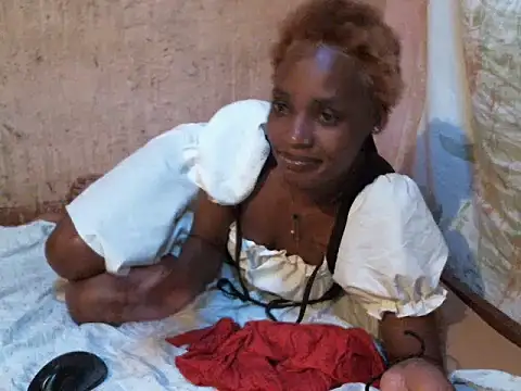 Snapshot of BabyBlush- chatting on 11.28.25 BabyBlush- online show from 11.28.25