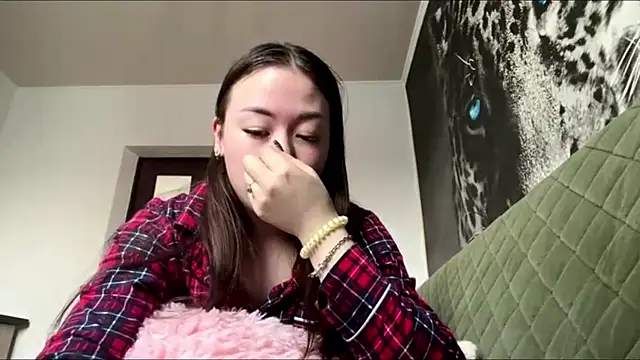 CurietHana1 online show from 12.17.25