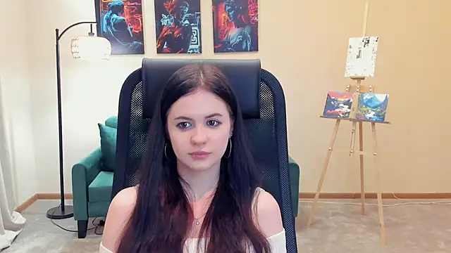 Snapshot of EvieWycoff chatting on 11.27.25 EvieWycoff online show from 11.27.25