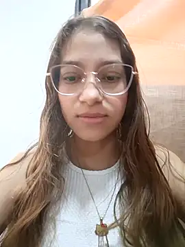 Vanneskk online show from 12.18.25