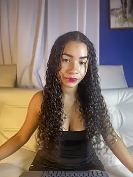 Snapshot of ZoeyFierce chatting on 06.08.26 ZoeyFierce online show from 06.08.26