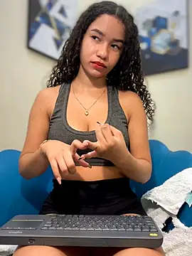 Snapshot of ZoeyFierce chatting on 06.11.26 ZoeyFierce online show from 06.11.26