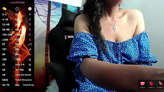 Snapshot of Whisperingfire chatting on 05.26.26 Whisperingfire online show from 05.26.26