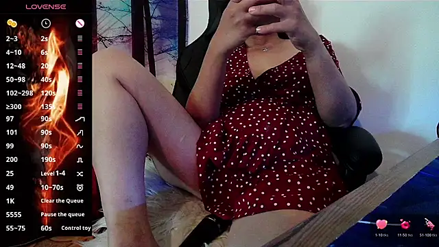 Snapshot of Whisperingfire chatting on 05.27.26 Whisperingfire online show from 05.27.26