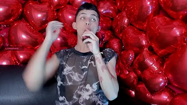 Snapshot of Prince_Apolo chatting on 02.12.26 Prince Apolo online show from 02.12.26