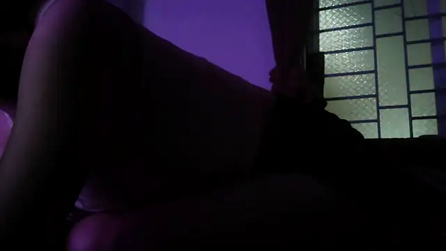 yangnhiii online show from 11.27.25