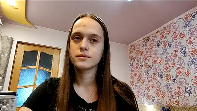 SophieHazely online show from 12.23.25