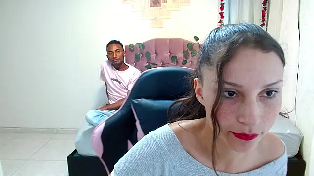 scarlet160920 online show from 11.30.25