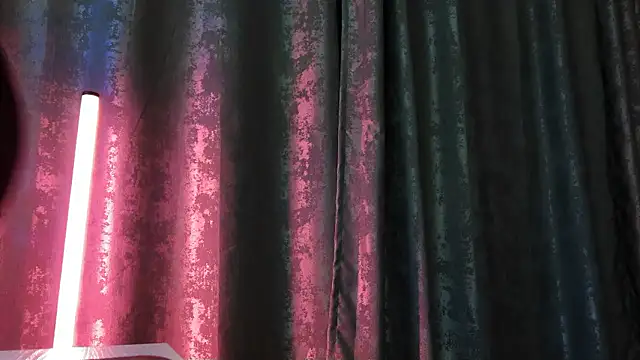 FemBoy2452 online show from 01.15.26