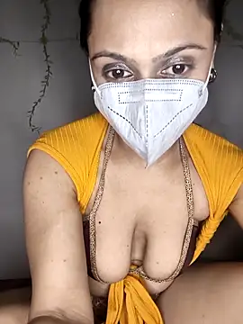 HONEY BEBS online show from 02.05.26