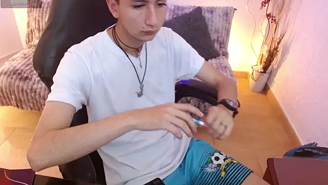 AngelRonson  online show from 12.01.25