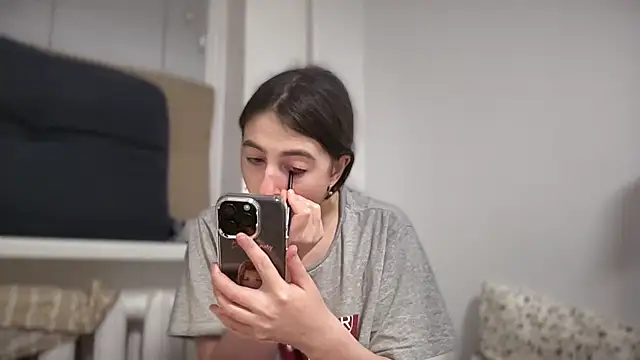 Aphr0ditee online show from 03.05.26