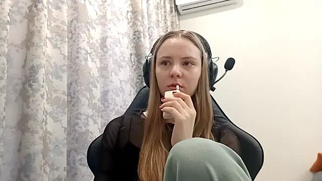 CrackShirker online show from 12.23.25