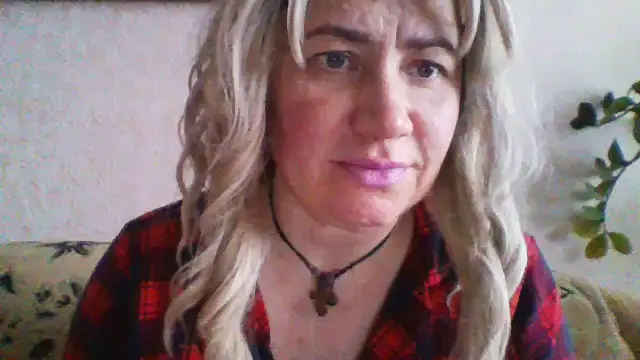 Snapshot of ClaireShannon chatting on 02.18.26 ClaireShannon online show from 02.18.26