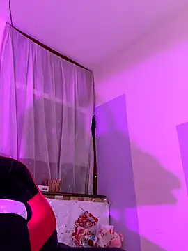 Snapshot of lina10_ chatting on 12.02.25 lina10 online show from 12.02.25